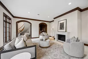 22 Eaton Square, Houston, TX 77027 - Photo 9