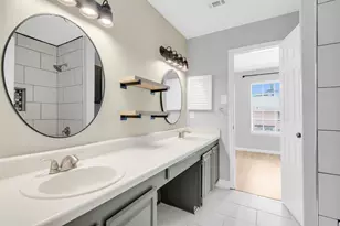 2030 Plantation Dr, Conroe, TX 77301 - Photo 19