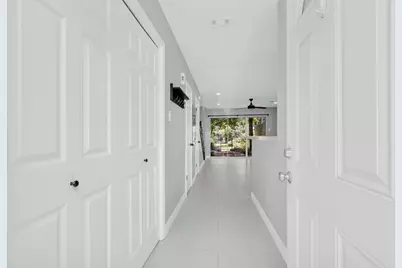 2030 Plantation Drive #E4, Conroe, TX 77301 - Photo 5