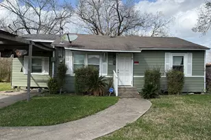 4817 Wenda St, Houston, TX 77033 - Photo 1