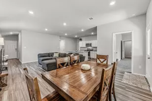 316 Pecos Dr, Huntsville, TX 77340 - Photo 13