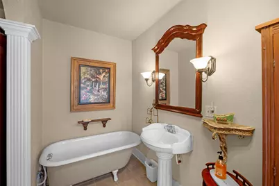 801 N Fulton Street, Wharton, TX 77488 - Photo 17