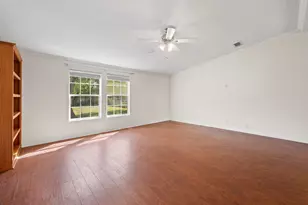 2906 Shannon Ct, Humble, TX 77396 - Photo 5