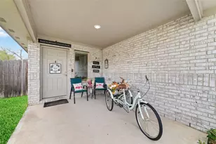 310 Riverwood Village Ln, Sealy, TX 77474 - Photo 3