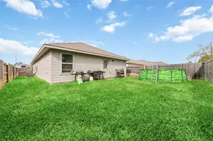 310 Riverwood Village Ln, Sealy, TX 77474 - Photo 21