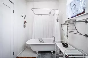 1815 Ursuline St, Galveston, TX 77550 - Photo 19