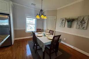 901 Helen Blvd, Crystal Beach, TX 77650 - Photo 5