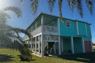 901 Helen Blvd, Crystal Beach, TX 77650 - Photo 1