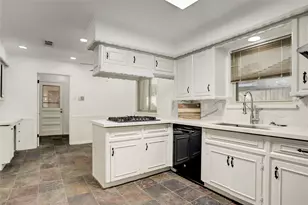 5735 Wigton Dr, Houston, TX 77096 - Photo 3