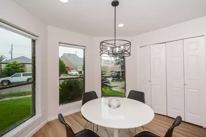 7627 Quail Meadow Drive, Houston, TX 77071 - Photo 13
