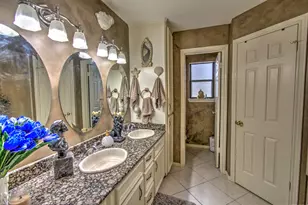 52 Cherry Hill Dr, Conroe, TX 77304 - Photo 15