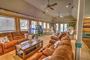 52 Cherry Hill Dr, Conroe, TX 77304 - Photo 9