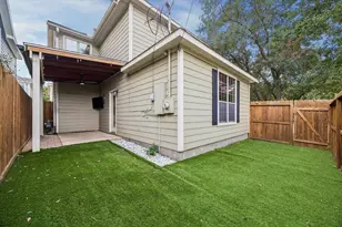 1542 Bevis St, Houston, TX 77008 - Photo 35
