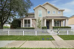 1542 Bevis St, Houston, TX 77008 - Photo 1