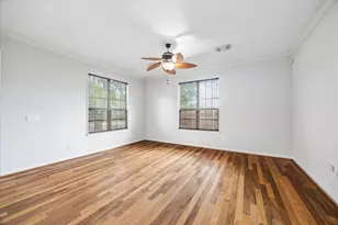 1542 Bevis St, Houston, TX 77008 - Photo 15