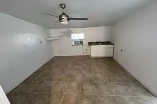 1272 Pecan St, Clute, TX 77531 - Photo 3