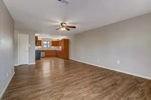 170 Barracuda St, Bayou Vista, TX 77563 - Photo 11