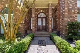 3603 Springhill Ln, Sugar Land, TX 77479 - Photo 3