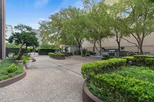 5150 Hidalgo St, Houston, TX 77056 - Photo 7