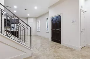 5929 Kansas St, Houston, TX 77007 - Photo 3