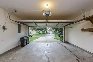 4530 Casey Cir, Sugar Land, TX 77479 - Photo 17