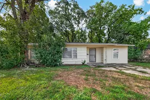 5782 Belcrest St, Houston, TX 77033 - Photo 3
