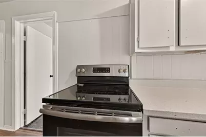 5782 Belcrest Street, Houston, TX 77033 - Photo 11