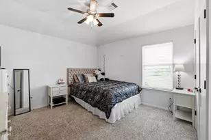 6407 Hillock Ln, Pearland, TX 77584 - Photo 9