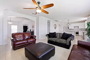 6407 Hillock Ln, Pearland, TX 77584 - Photo 5