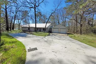 16885 Rabon Chapel Rd, Montgomery, TX 77316 - Photo 1