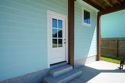 146 Port Avenue, Rockport, TX 78382 - Photo 3
