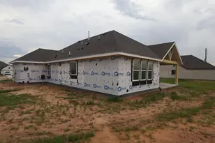 220 Dunovant Dr, Sealy, TX 77474 - Photo 3