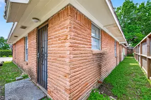 3900 Tuam St, Houston, TX 77004 - Photo 45