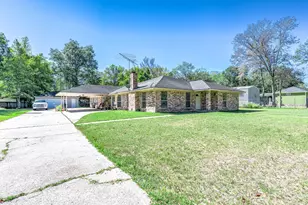21478 Russell Dr, New Caney, TX 77357 - Photo 1