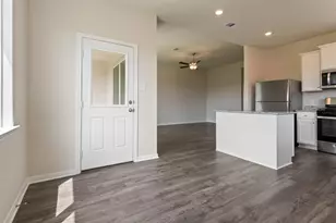 10351 Red Cardinal Dr, Cleveland, TX 77328 - Photo 11