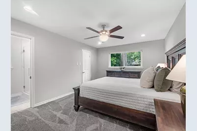 10627 Burgoyne Road, Houston, TX 77042 - Photo 29