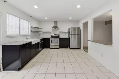 12027 Willow Trail, Houston, TX 77035 - Photo 17