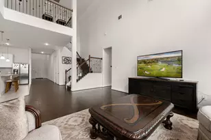 1307 Bowen Dr, League City, TX 77573 - Photo 5