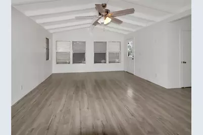 176 Barracuda Street, Bayou Vista, TX 77563 - Photo 5
