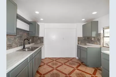 176 Barracuda Street, Bayou Vista, TX 77563 - Photo 13