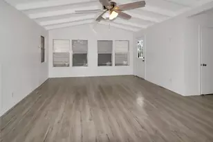 176 Barracuda St, Bayou Vista, TX 77563 - Photo 1