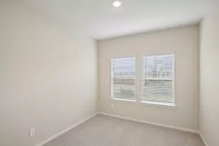 18411 Lndg Mdws Ln, New Caney, TX 77357 - Photo 3