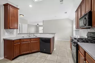 11807 Rainbow Bridge Ln, Humble, TX 77346 - Photo 11