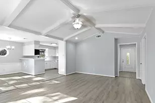 18202 Blanchmont Ln, Houston, TX 77058 - Photo 5