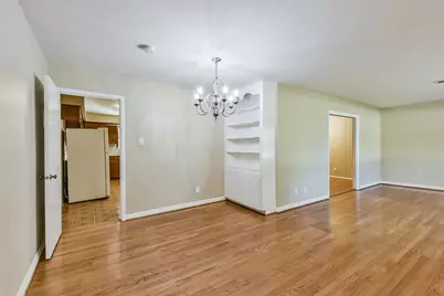 5231 Willowbend Boulevard, Houston, TX 77096 - Photo 9
