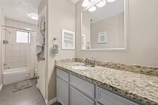 13719 Bonaventure Dr, Houston, TX 77065 - Photo 23