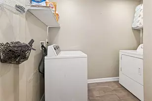 13719 Bonaventure Dr, Houston, TX 77065 - Photo 31