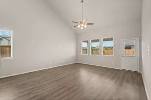 14827 Mission Ave, Mont Belvieu, TX 77523 - Photo 11