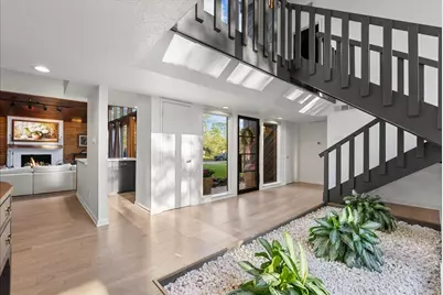 16034 Mesa Verde Drive, Houston, TX 77059 - Photo 7