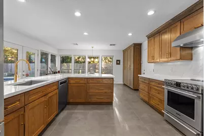 16034 Mesa Verde Drive, Houston, TX 77059 - Photo 17